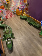 Load image into Gallery viewer, Alligator 3 1/2 ft Long - Metal Yard Art